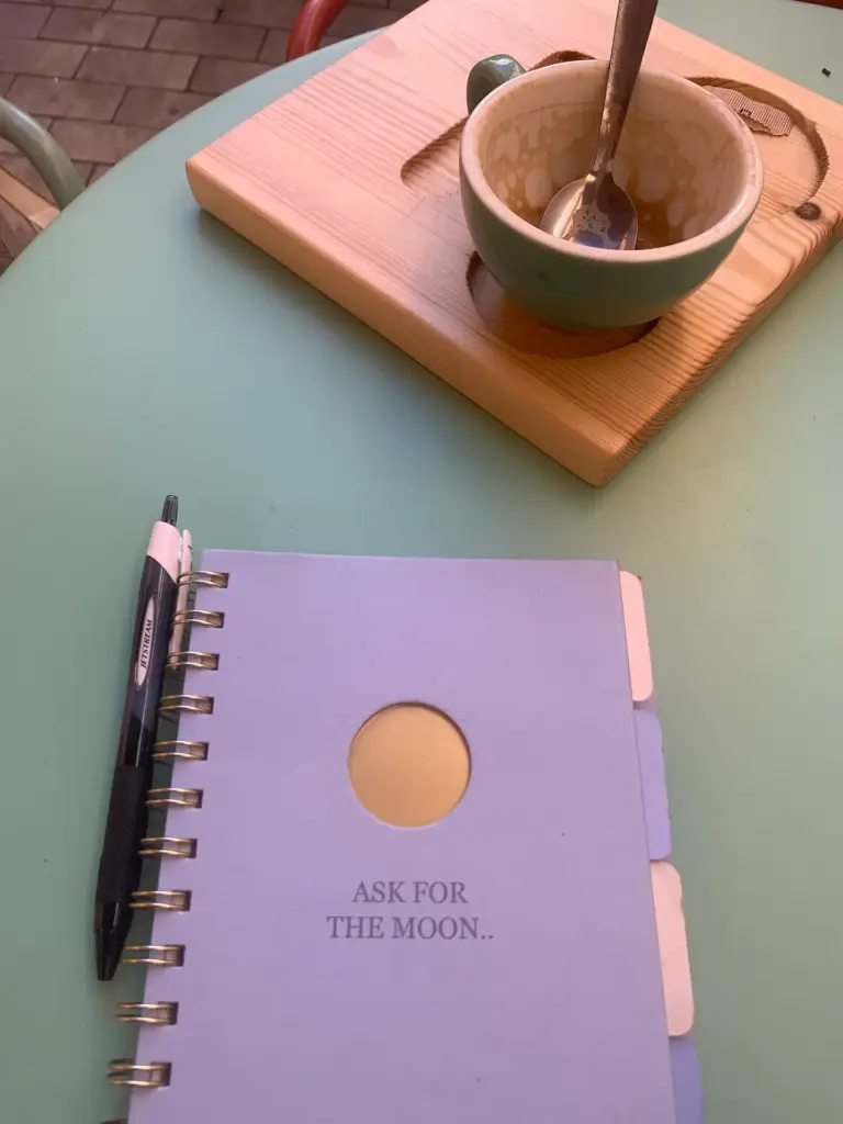 libreta para anotar reflexiones
